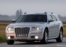 Тих. характеристики Chrysler 300c touring з 2004 року