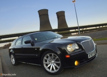 Chrysler 300C ტურისტული SRT8 2006 წლიდან