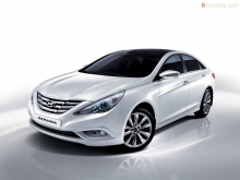 HYUNDAI SONATA I45 Od roku 2009