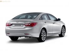 HYUNDAI SONATA I45 Od roku 2009