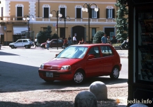 Logotipo de Honda (FIT)