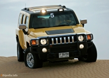 HUMMER H3.