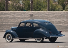 Lincoln Zephyr fastback