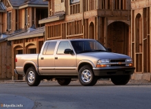 Chevrolet S10 pickup.