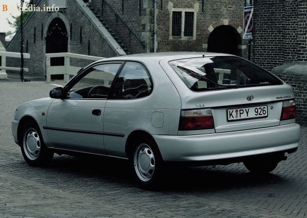 Foto Toyota Corolla 3 Dveri 1992 1997 Bibipediya