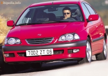 Toyota Avensis ліфтбек