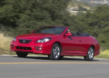 Toyota Solara kabriolet od roku 2004