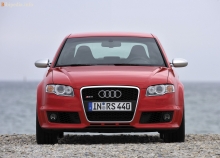 Audi RS4