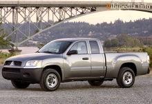 Cabina de tripulación Mitsubishi Raider