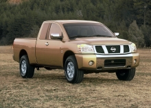 Nissan Titan Král Cab