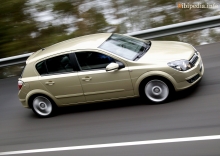 Opel Astra 5 дверей 2004 - 2007