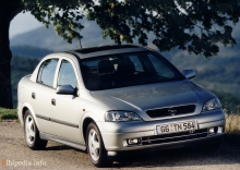 Opel Astra седан 1998 - 2008