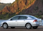 Opel Astra Sedan din 2007