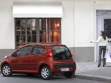 Peugeot 107 3 двери с 2008 года