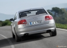 Audi S8 sedan 2006