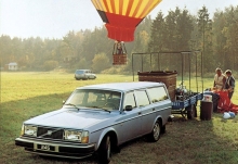 Volvo 245.