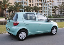 Toyota Echo 1999 - 2002