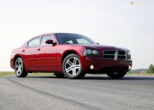 Dodge Charger з 2005 року
