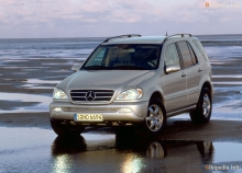 Mercedes Benz ML třída W163 2001 - 2005
