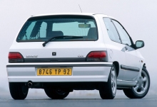 Renault Clio 3 двери
