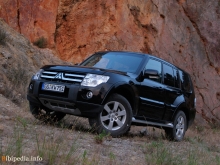 Mitsubishi Pajero 2006'dan beri 5 kapı