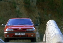 Renault Laguna Grand Tour 1998 - 2001