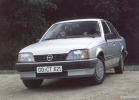 Rekord limuzina 1982 - 1986