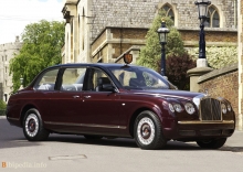 Bentley State limousine
