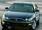Buick Lacrosse з 2004 року
