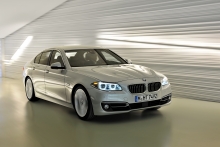 BMW 5ER (F10) ซีดาน 2013 019