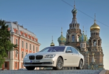 BMW 7 (F01) 2013 015