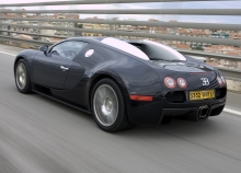 Bugatti Veyron 2005 - н.в 11