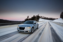 Chrysler 300 Glacier Edition 2013 005