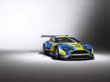 Aston Martin V12 Vantage GT3 2013 012