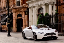Aston Martin V12 Vantage Roadster 2012 002