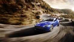 Aston Martin V8 Vantage S 2011 001