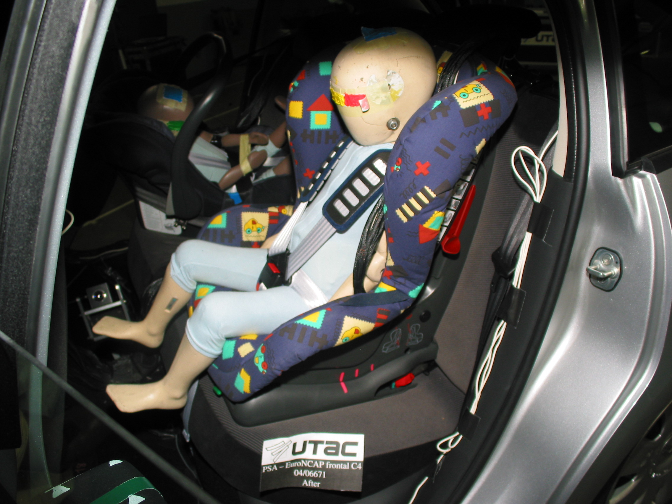 romer trifix crash test