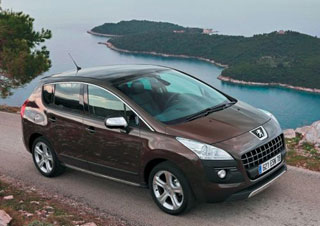 PEUGEOT 3008.