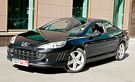 Peugeot 407.