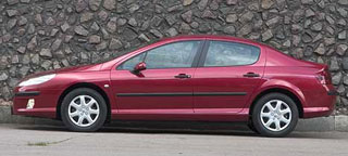 Peugeot 407.