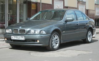 BMW 5 სერიის სედანი
