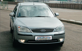 Ford Mondeo Sedan