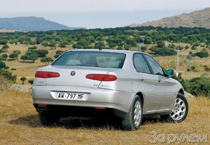 Alfa Romeo 166.