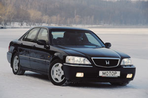 Honda Legend Sedan.