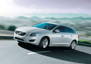 Volvo V60.