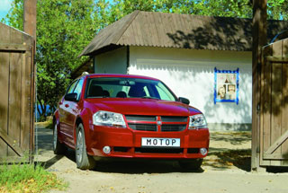 Dodge Avenger.
