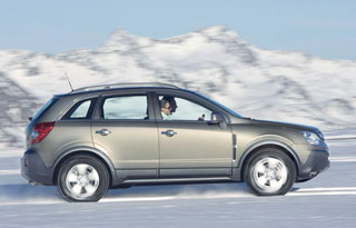 Opel Antara.