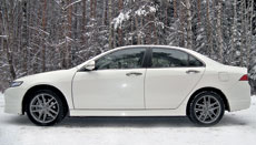 هوندا آکورد یورو.