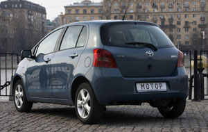 Toyota Yaris 5 дверей