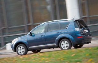 Mitsubishi Outlander'a (AirTrek)